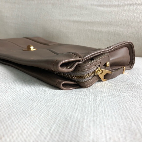 Marc by Marc Jacobs Tan Leather Clutch - Picture 3 of 4